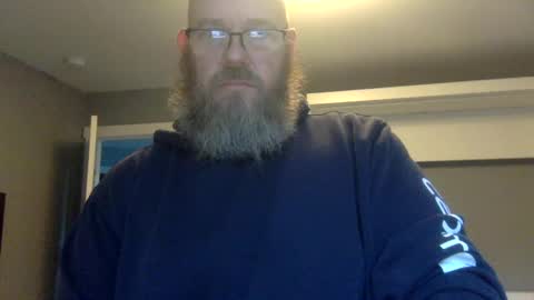 Snapshot of dolins chatting on 09.23.25 dolins online show from 09.23.25