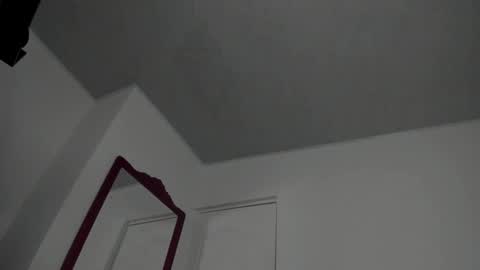 Ludika Santiago online show from 02.07.25