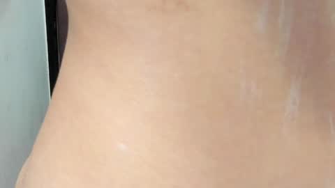 Snapshot of doll_bella_ chatting on 01.25.25 Bella online show from 01.25.25