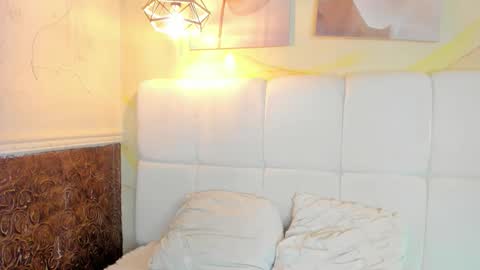 Snapshot of doll_meyleer22 chatting on 11.29.25 doll_meyleer22 online show from 11.29.25