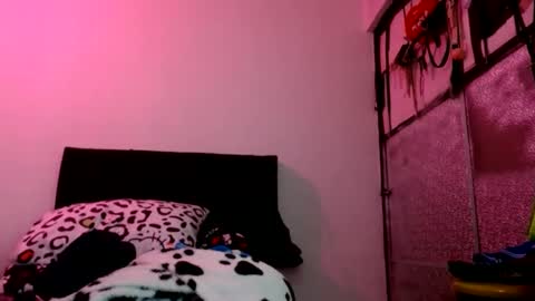 Snapshot of doll_sary chatting on 12.29.24 Catherine XXX online show from 12.29.24