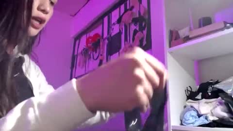 Snapshot of doll_sary chatting on 02.15.25 Catherine XXX online show from 02.15.25