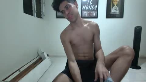 DollarHot30 online show from 01.08.25