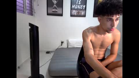 DollarHot30 online show from 10.20.25