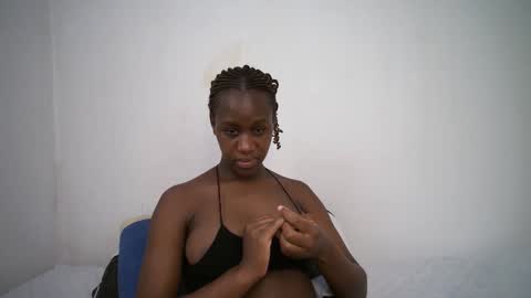 dollberry online show from 02.08.25