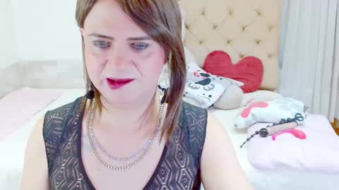 Snapshot of dolldirtyxxx1 chatting on 01.15.26 ilona online show from 01.15.26
