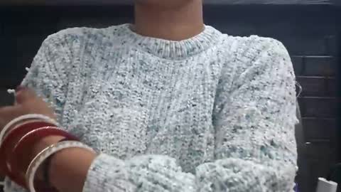 Snapshot of dollmeenu chatting on 10.28.25 dollmeenu online show from 10.28.25