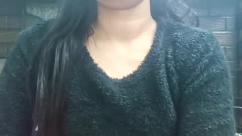 Snapshot of dollmeenu chatting on 10.29.25 dollmeenu online show from 10.29.25