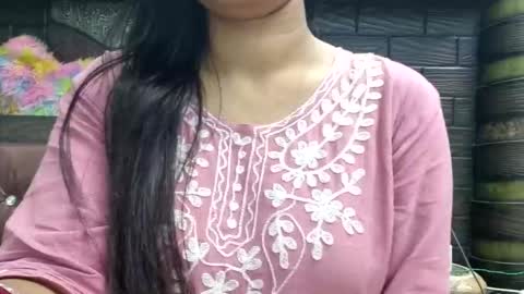 Snapshot of dollmeenu chatting on 10.31.25 dollmeenu online show from 10.31.25