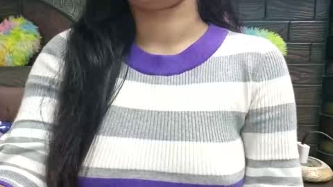 Snapshot of dollmeenu chatting on 11.22.25 dollmeenu online show from 11.22.25