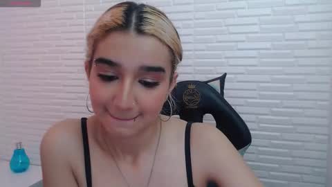 Dolly pocket online show from 02.01.26