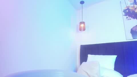 Call me Zoe  online show from 03.26.26