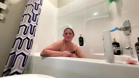 Snapshot of dollydimplez chatting on 09.27.25 Dolly online show from 09.27.25