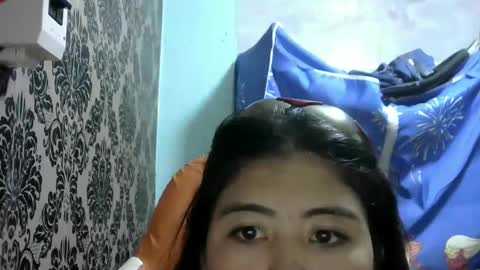 Snapshot of dolores0130 chatting on 10.06.25 Dolores online show from 10.06.25