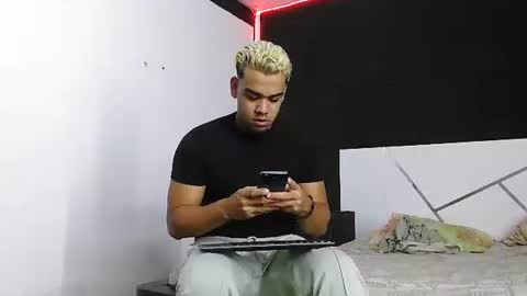 Snapshot of dombylogan chatting on 03.03.26 Logan online show from 03.03.26