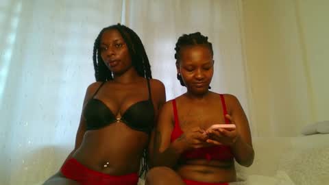 Snapshot of domecesy chatting on 02.24.26 Amarie noels online show from 02.24.26