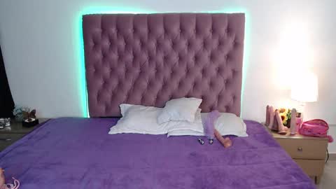 Snapshot of domenica_west chatting on 12.29.24 domenica online show from 12.29.24