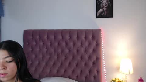 Snapshot of domenica_west chatting on 01.25.25 domenica online show from 01.25.25