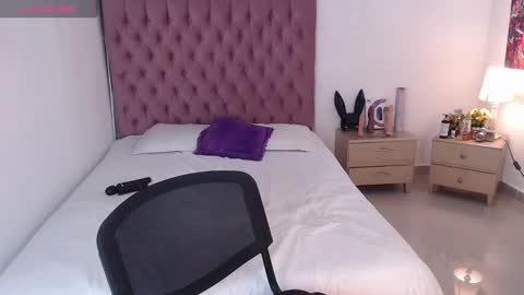 Snapshot of domenica_west chatting on 03.07.25 domenica online show from 03.07.25