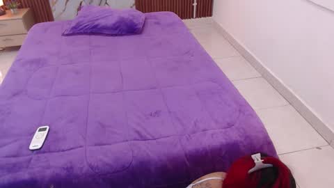 Snapshot of domenica_west chatting on 11.01.25 domenica online show from 11.01.25