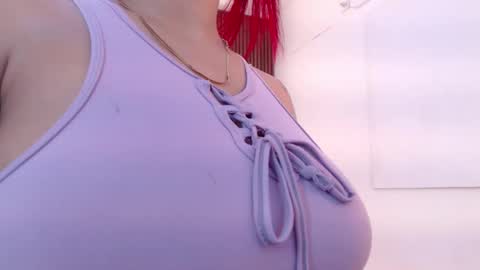 Snapshot of domenica_west chatting on 11.12.25 domenica online show from 11.12.25