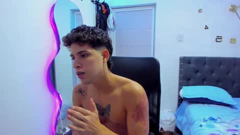 Snapshot of domi_master chatting on 01.16.25 MASTER online show from 01.16.25