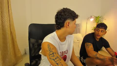 Snapshot of domi_master chatting on 02.12.25 MASTER online show from 02.12.25