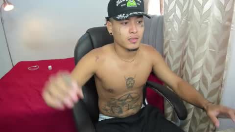 Snapshot of domi_master chatting on 09.26.25 MASTER online show from 09.26.25