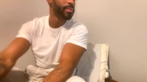 Domi online show from 12.25.24