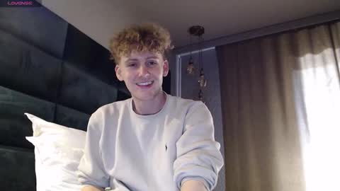 Alex...  online show from 10.05.25