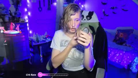 Snapshot of dominantman18064 chatting on 11.05.25 Bigbearnbunnyboy online show from 11.05.25