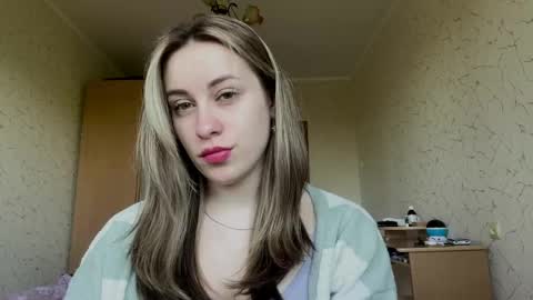 Mia online show from 05.15.26