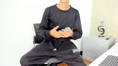 Dominic foox online show from 02.02.26