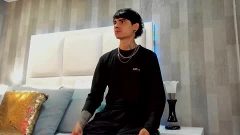 Dominic foox online show from 02.11.26