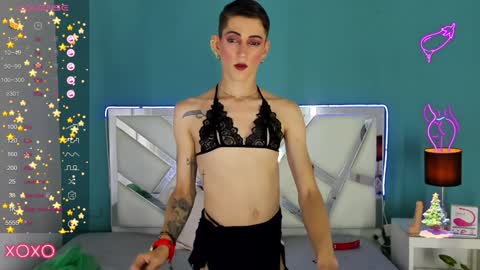 Snapshot of dominic_thailor chatting on 12.19.24 Dominic online show from 12.19.24