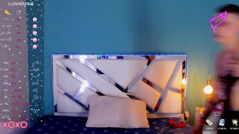 Snapshot of dominic_thailor chatting on 01.24.25 Dominic online show from 01.24.25