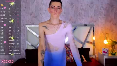 Snapshot of dominic_thailor chatting on 09.25.25 Dominic online show from 09.25.25