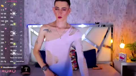 Snapshot of dominic_thailor chatting on 11.04.25 Dominic online show from 11.04.25