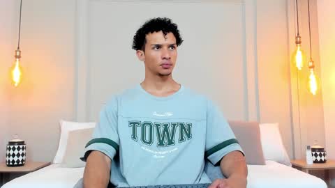 Dominick Star online show from 12.04.24