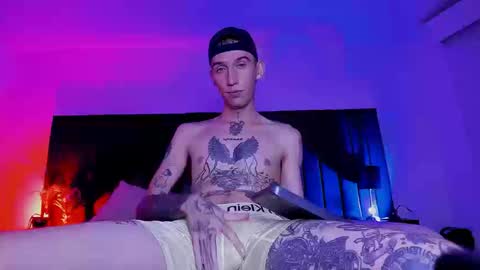 dominik_thompson777 online show from 09.23.25