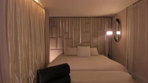 Dominique online show from 09.27.25