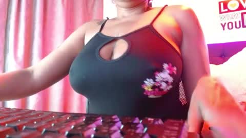 Snapshot of domink_gilr chatting on 05.24.26 D O M I N K online show from 05.24.26