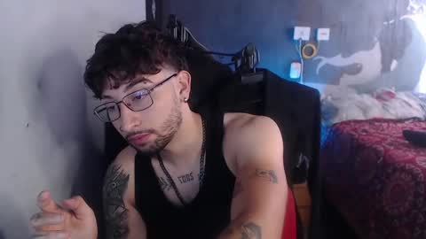 Snapshot of dominus_kane chatting on 10.28.25 dominus_kane online show from 10.28.25