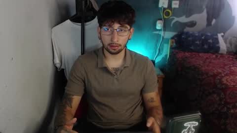 Snapshot of dominus_kane chatting on 11.09.25 dominus_kane online show from 11.09.25