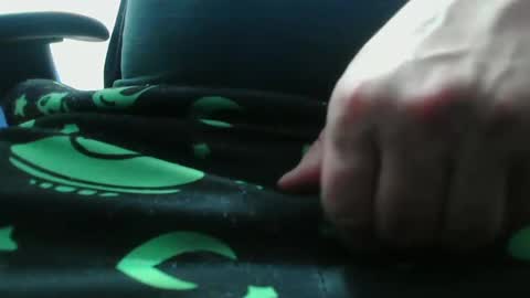 Snapshot of dominux1er chatting on 03.11.25 Dominique online show from 03.11.25