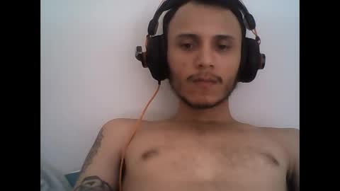 Snapshot of donlorran chatting on 11.15.25 donlorran online show from 11.15.25