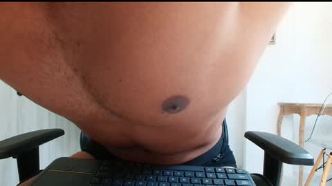Snapshot of donn_cruz chatting on 04.22.26 Victor online show from 04.22.26