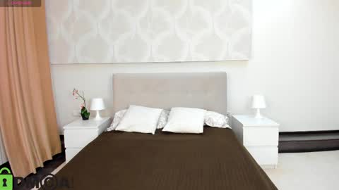 Donna On GMT2 Mon-Fri 3-9 AM online show from 04.16.26