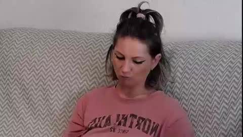 Snapshot of donnablair chatting on 01.14.25 DonnaBlair online show from 01.14.25