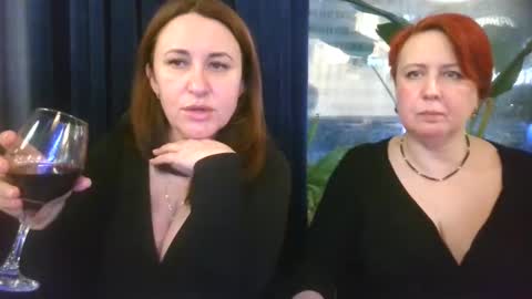 Tatiana 43 curvy sexy body and Joanna redhead 39 years online show from 01.22.25